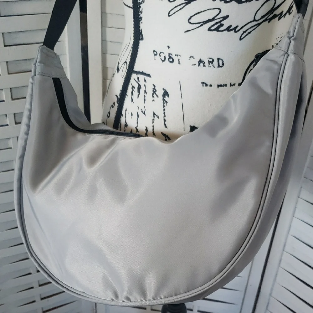 Original Use Gray Lightweigth Crossbody Unisex Bag